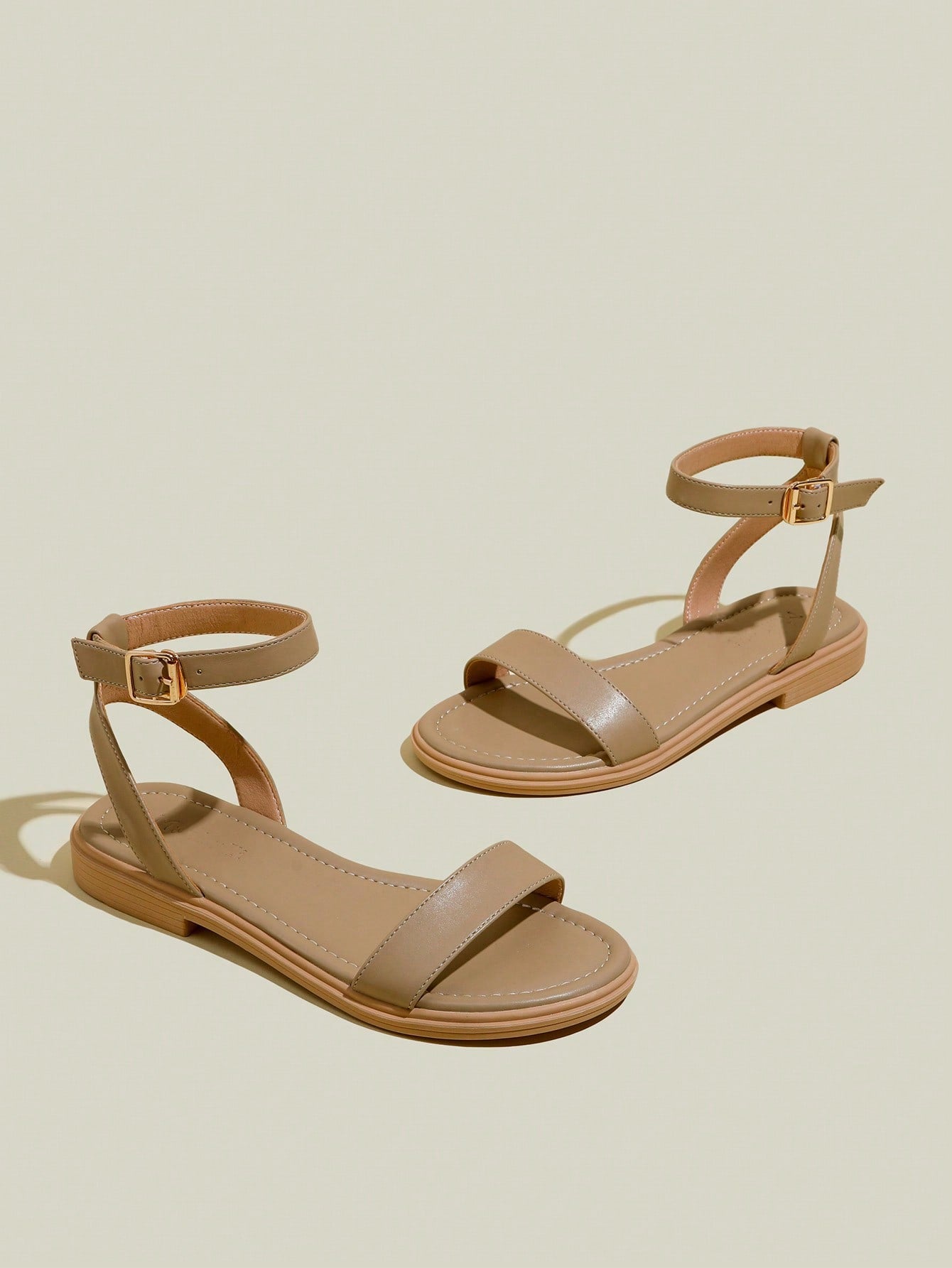 Fashionable small high heels - Image 27