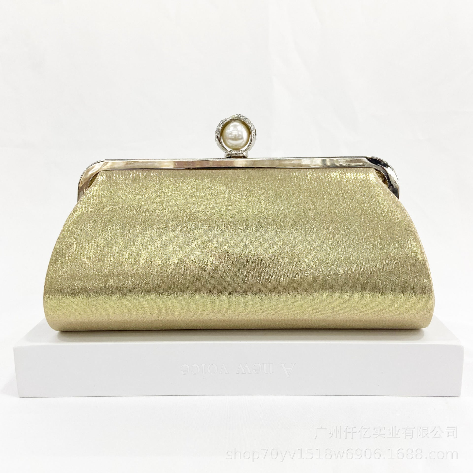 Black Beaded Fringes Party Handbag - Image 6