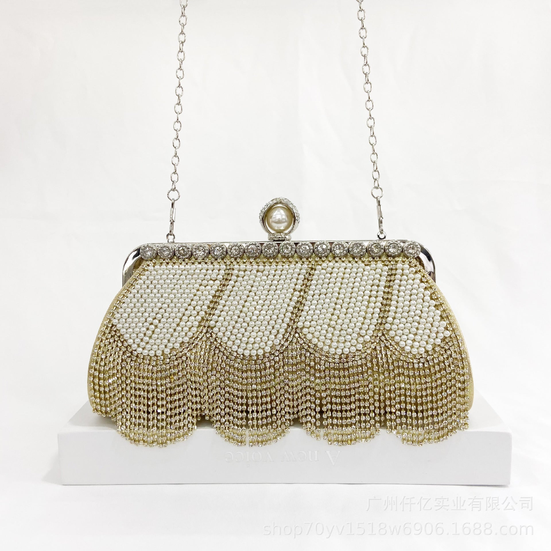 Black Beaded Fringes Party Handbag - Image 8