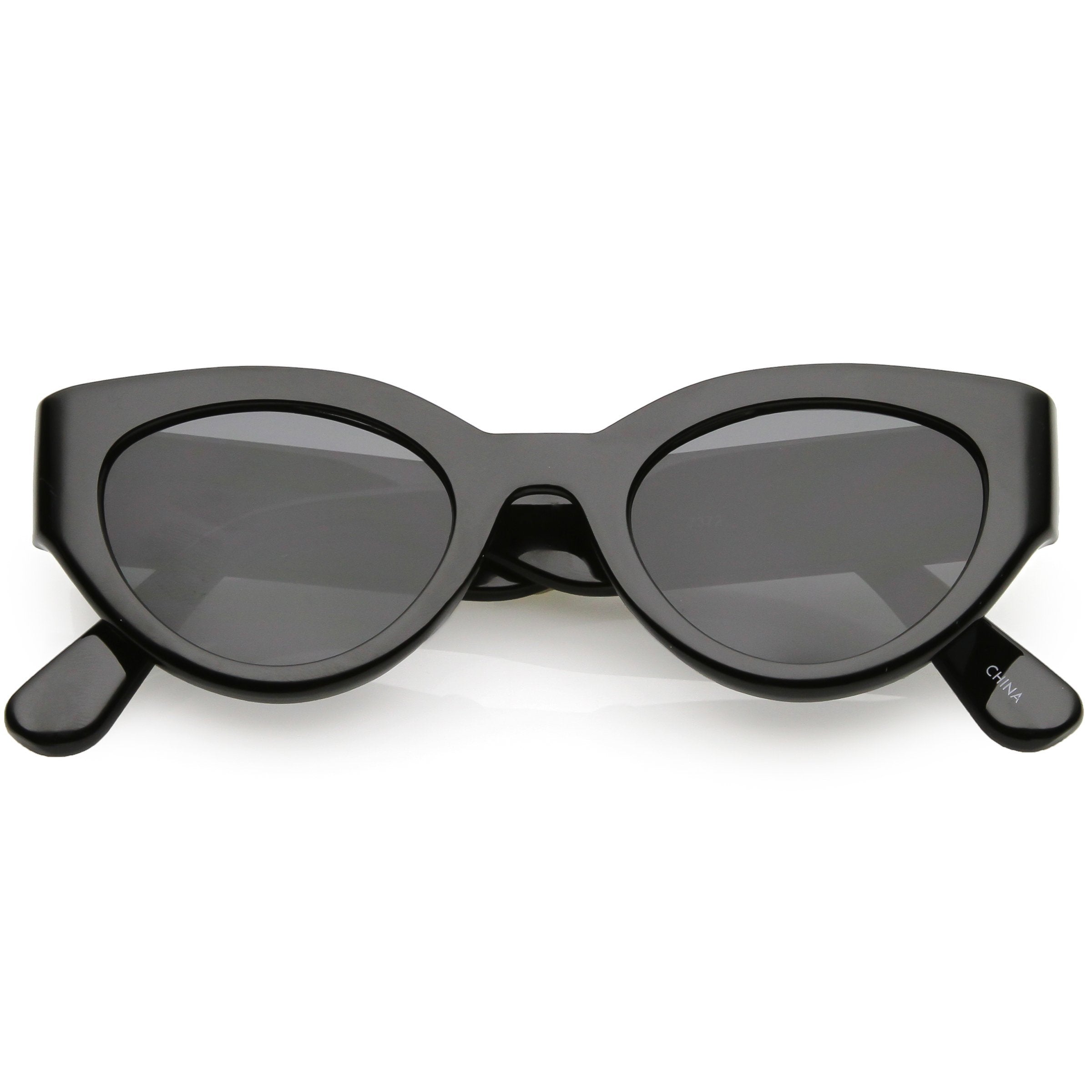 Bold Wide Frame Oval Sunglasses - Image 5