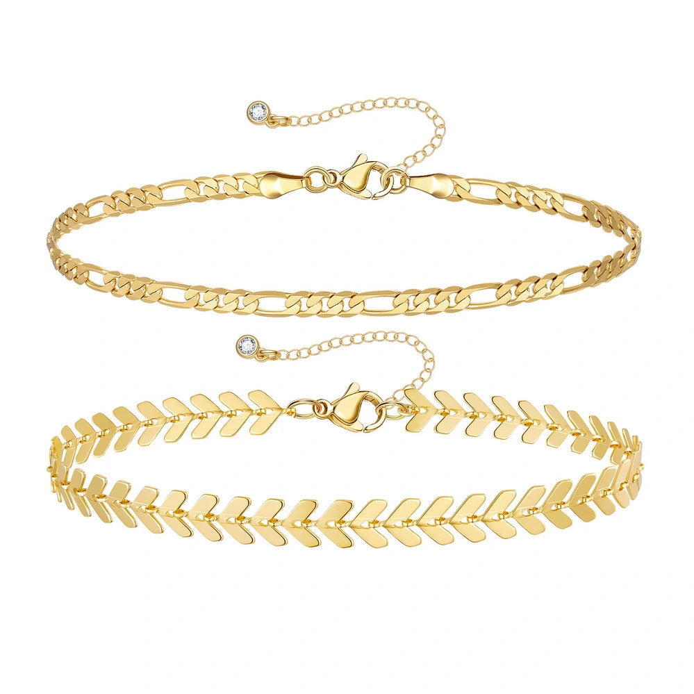 Figaro with fishbone anklet