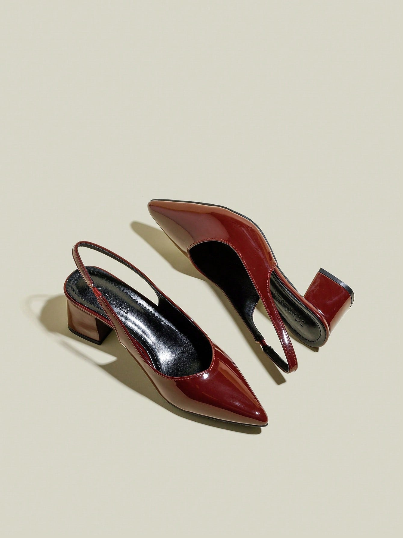 Fashionable small high heels - Image 5