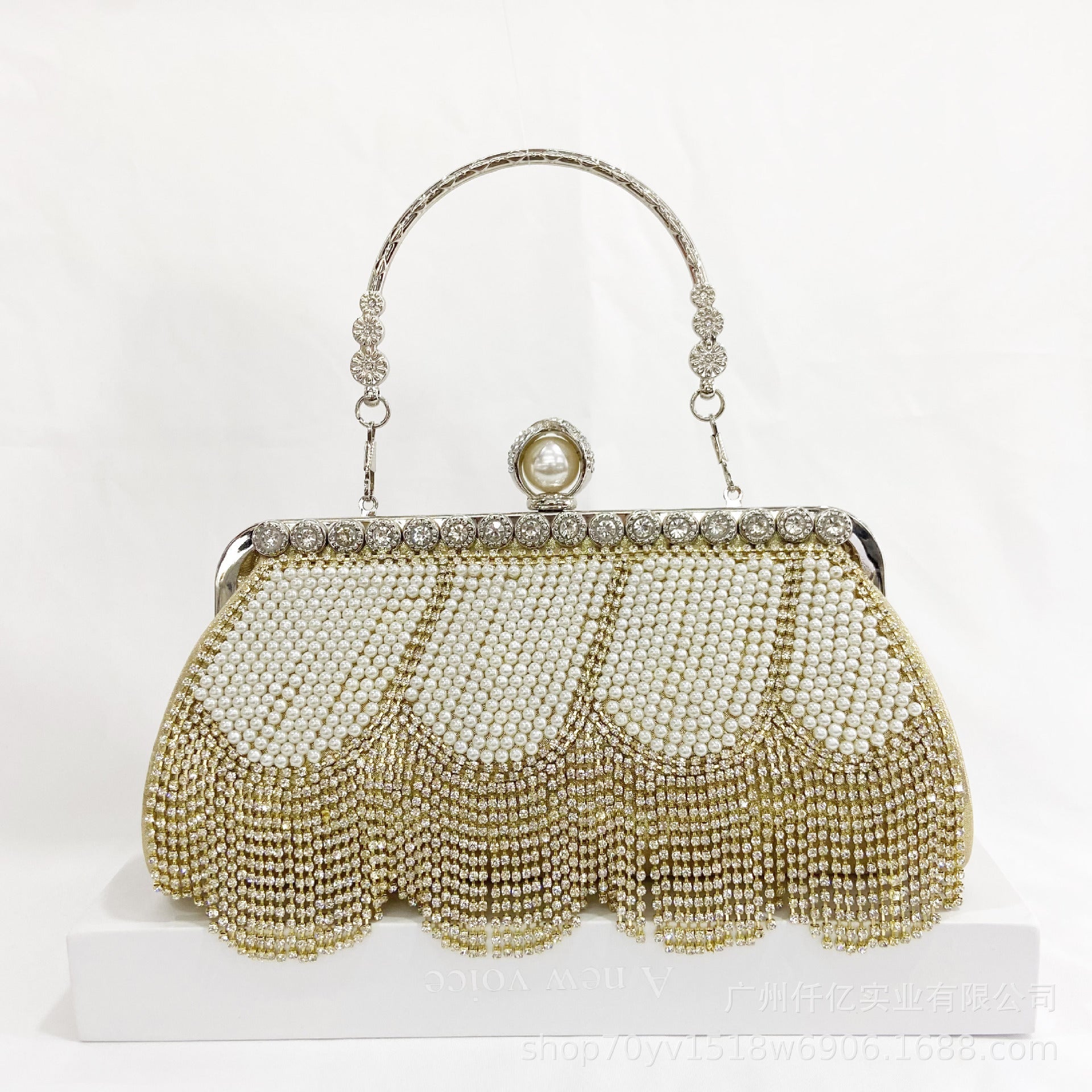Black Beaded Fringes Party Handbag - Image 4