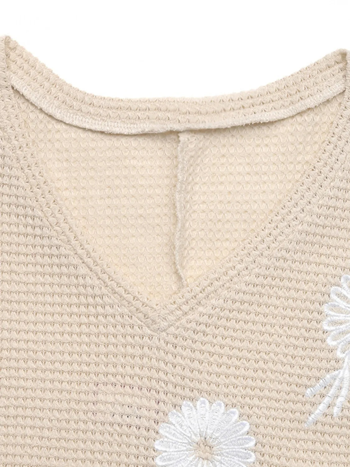 Daisy V-Neck Half Sleeve T-Shirt - Image 6