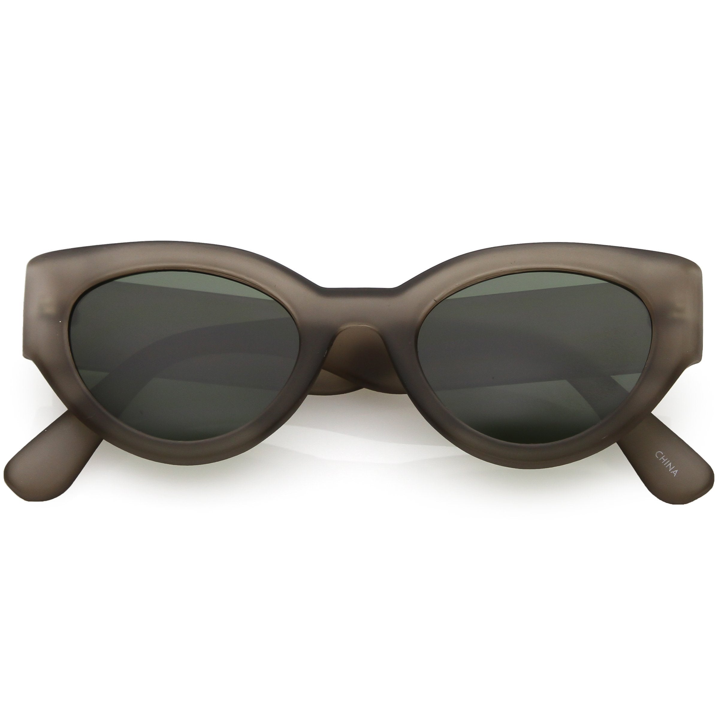 Bold Wide Frame Oval Sunglasses - Image 4