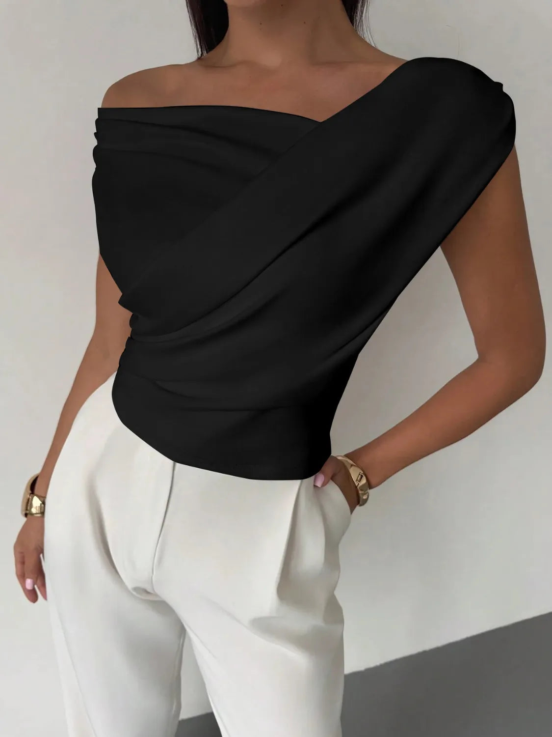 Asymmetrical Ruched Short Sleeve Top - Image 10
