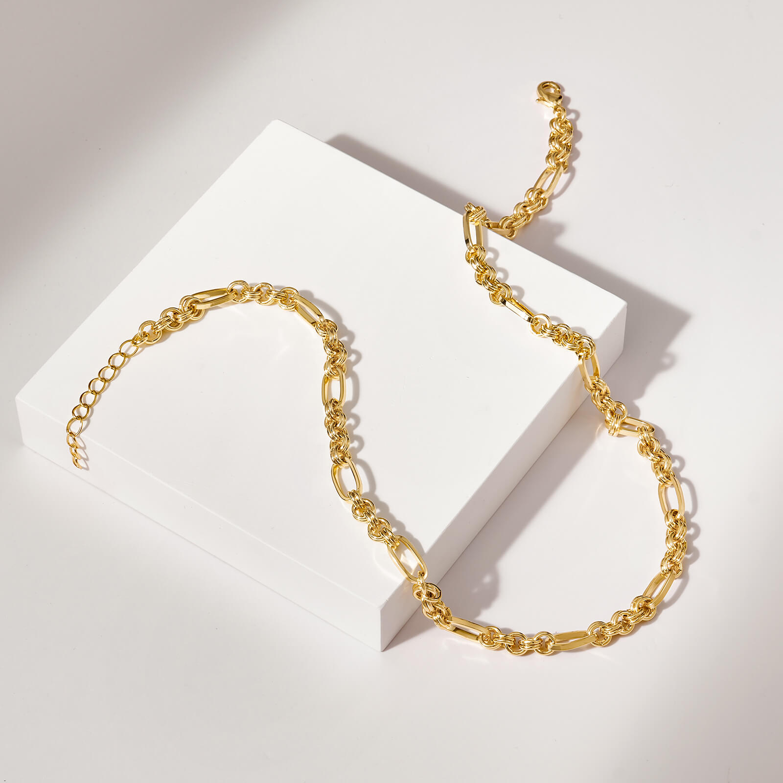 Flat Figaro Chain Necklace - Image 5