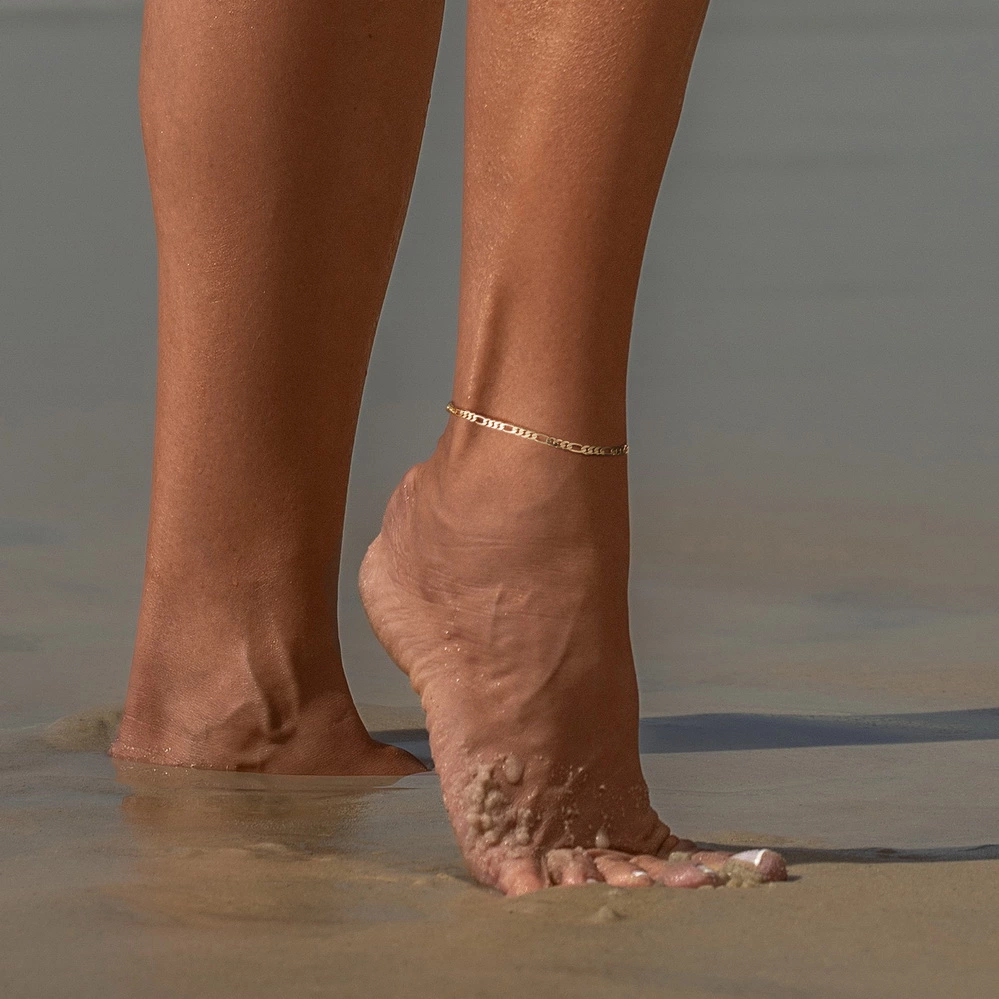 4mm 14K Gold Figaro Anklet Chain - Image 2