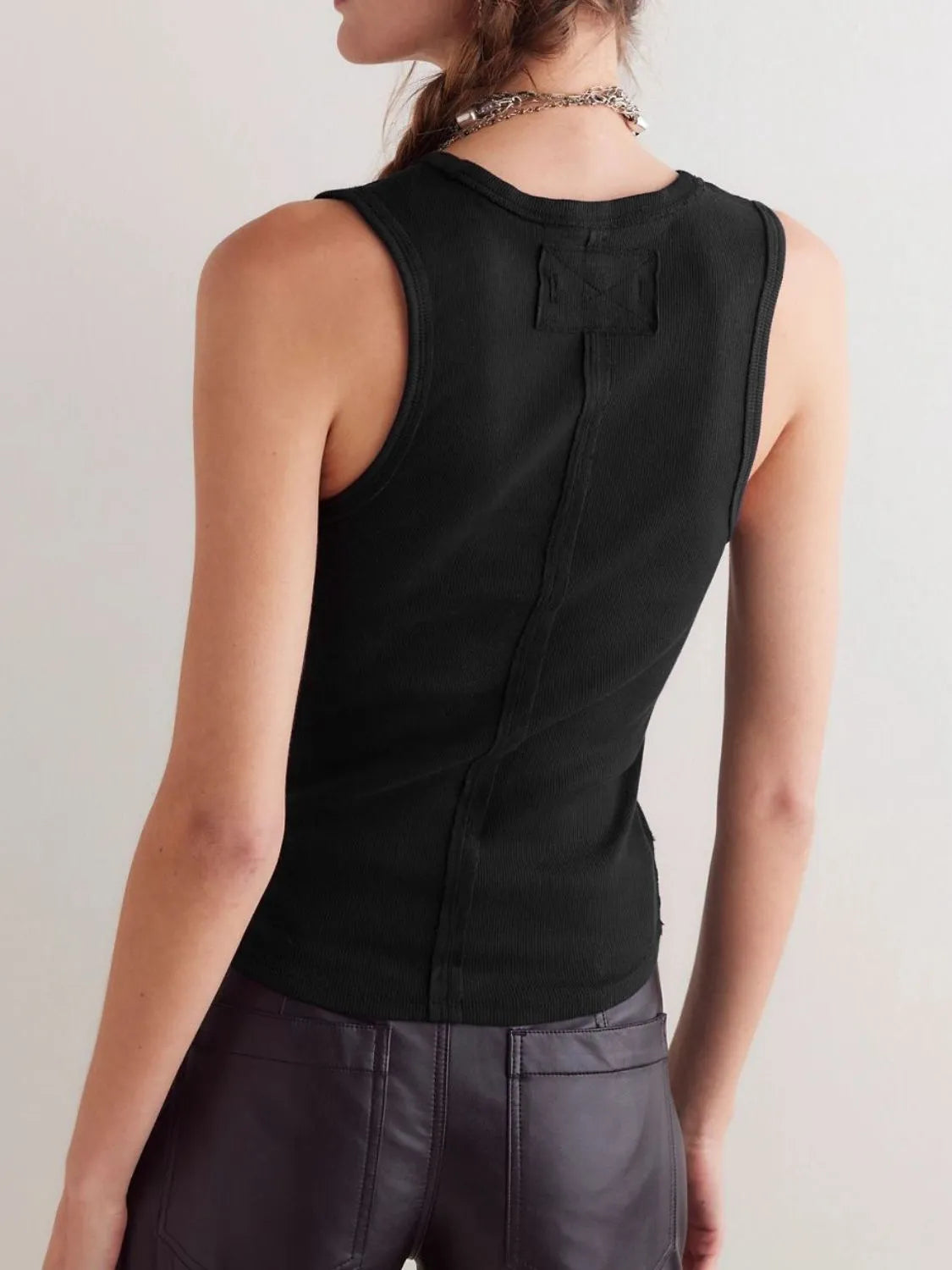 V-Neck Wide Strap Tank - Image 10