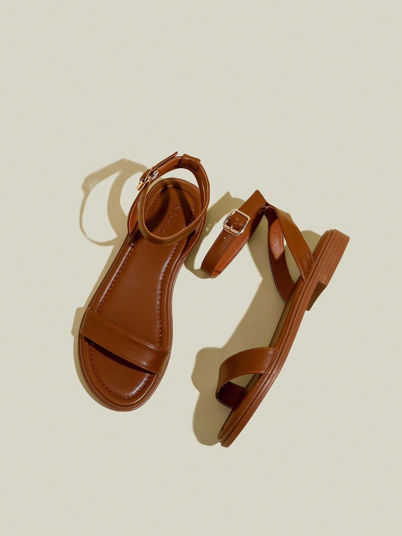 Fashionable small high heels - Image 8